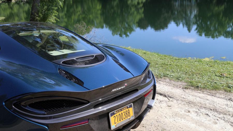  McLaren 570GT 2017 года  (NA) (фото 29 из 34)